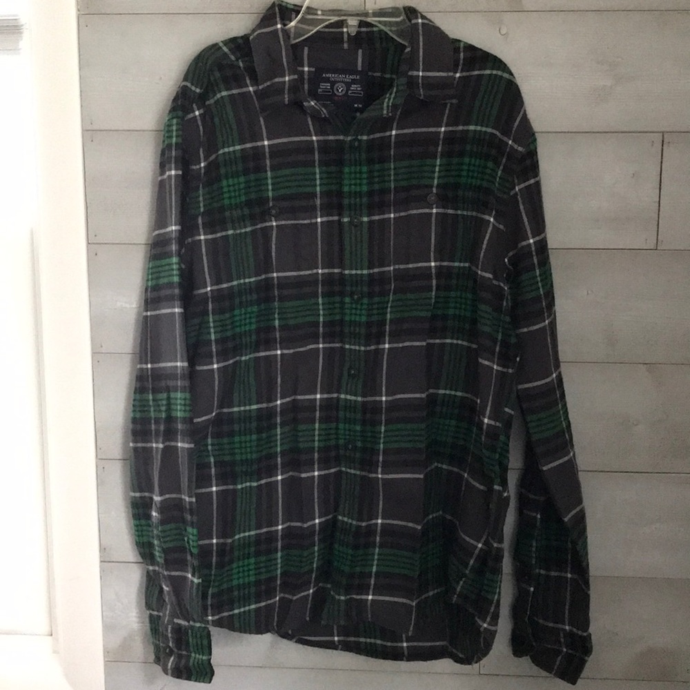 AE Long-Sleeve Flannel - M